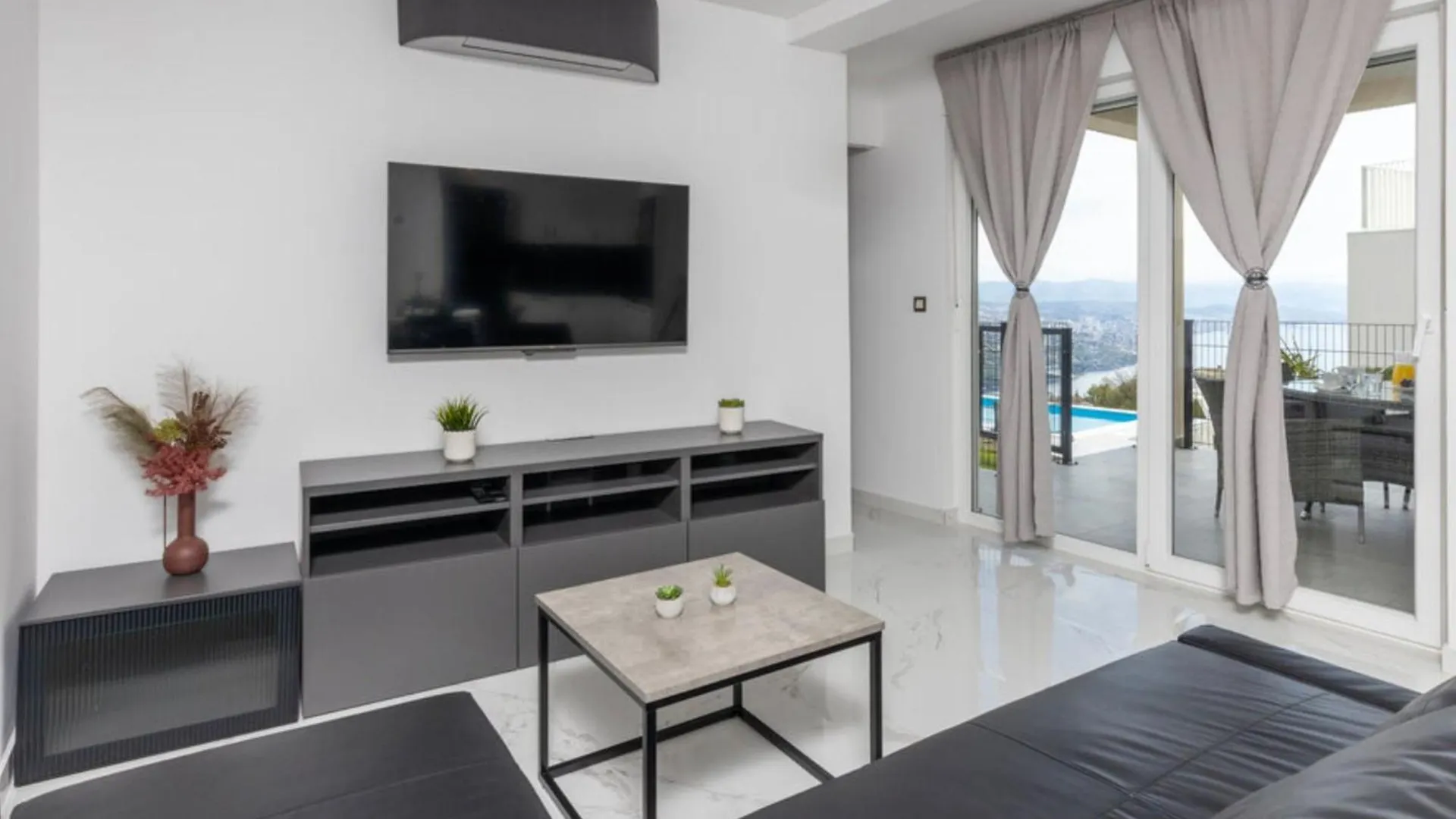 Apartments Bregha Matulji